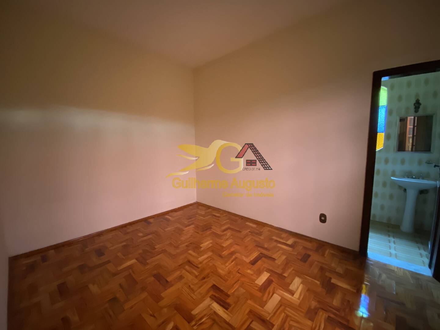 Casa à venda e aluguel com 4 quartos, 334m² - Foto 6