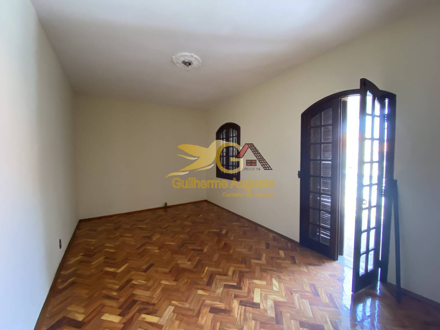 Casa à venda e aluguel com 4 quartos, 334m² - Foto 13