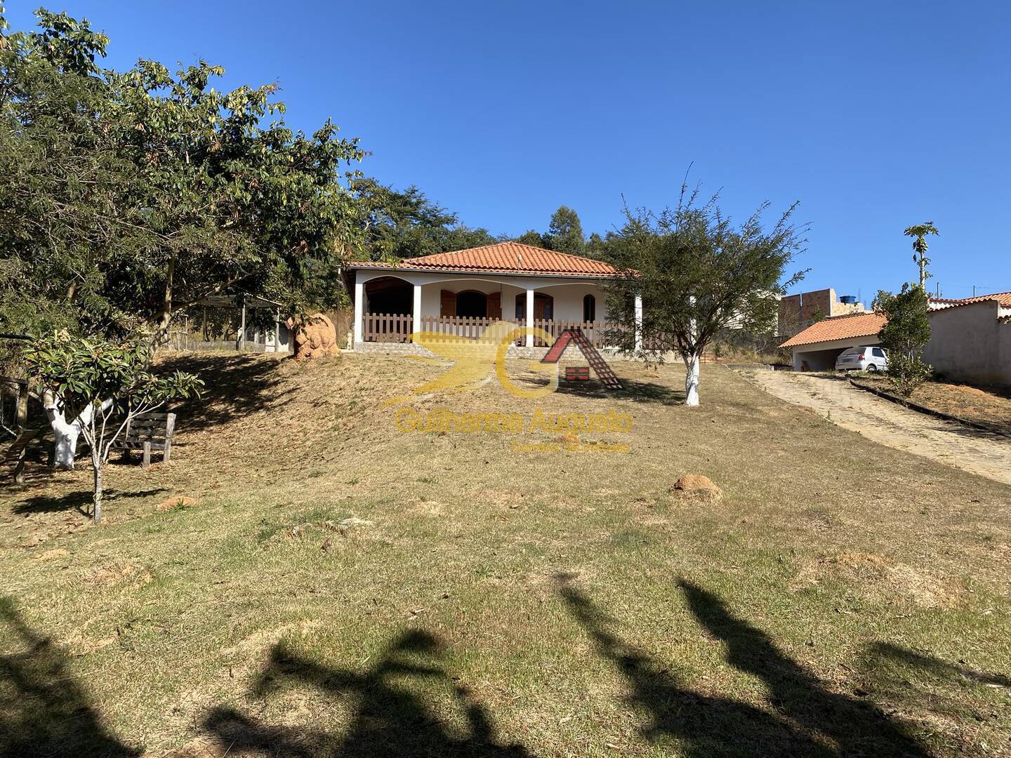 Fazenda à venda com 2 quartos, 360m² - Foto 1