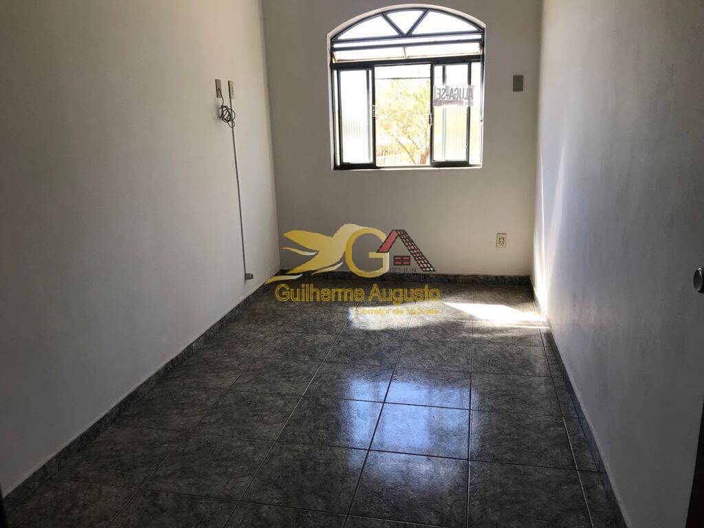 Casa à venda com 3 quartos, 105m² - Foto 8