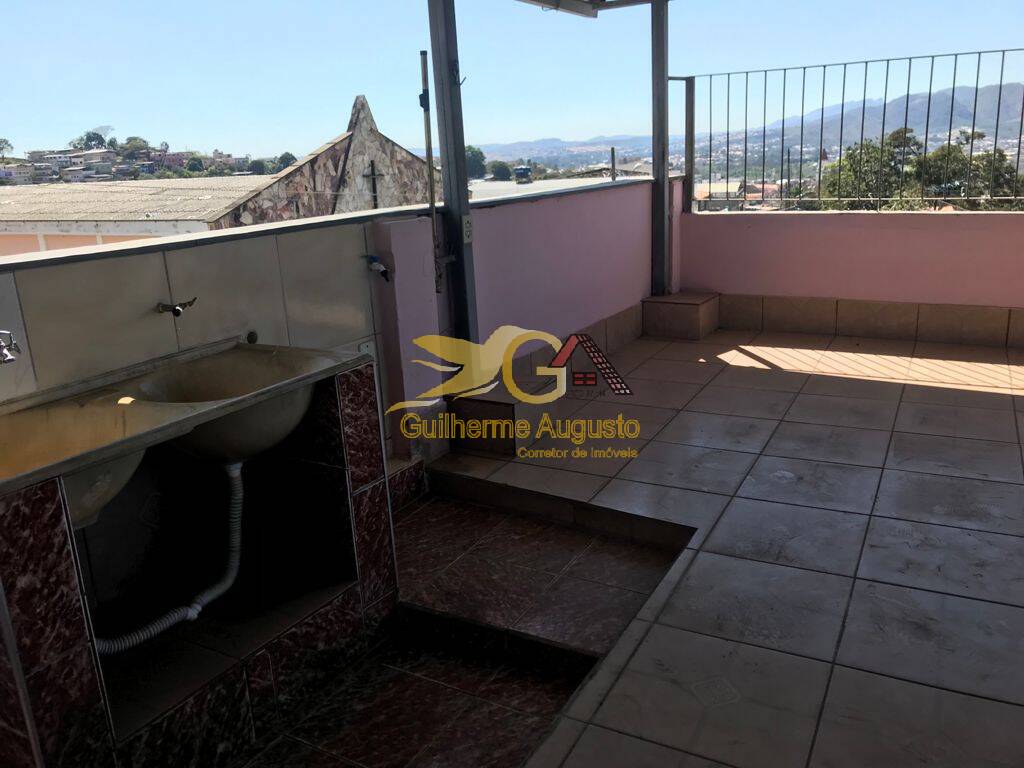 Casa à venda com 3 quartos, 105m² - Foto 14