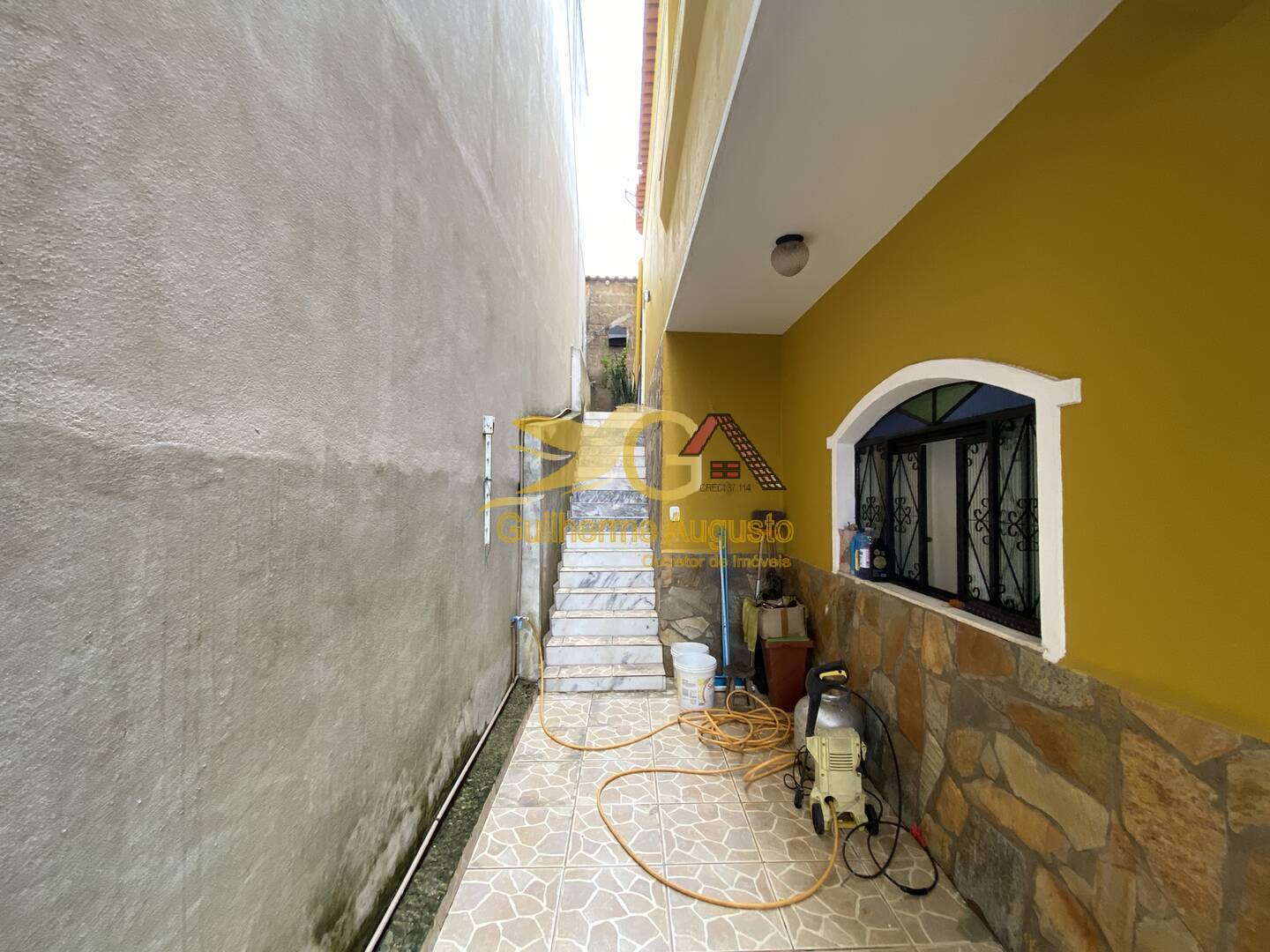 Casa à venda com 3 quartos, 210m² - Foto 18