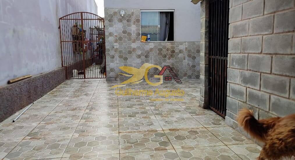 Casa à venda com 2 quartos, 150m² - Foto 2