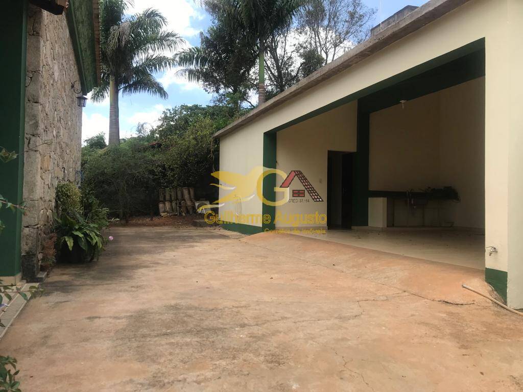 Casa à venda com 4 quartos, 1050m² - Foto 13