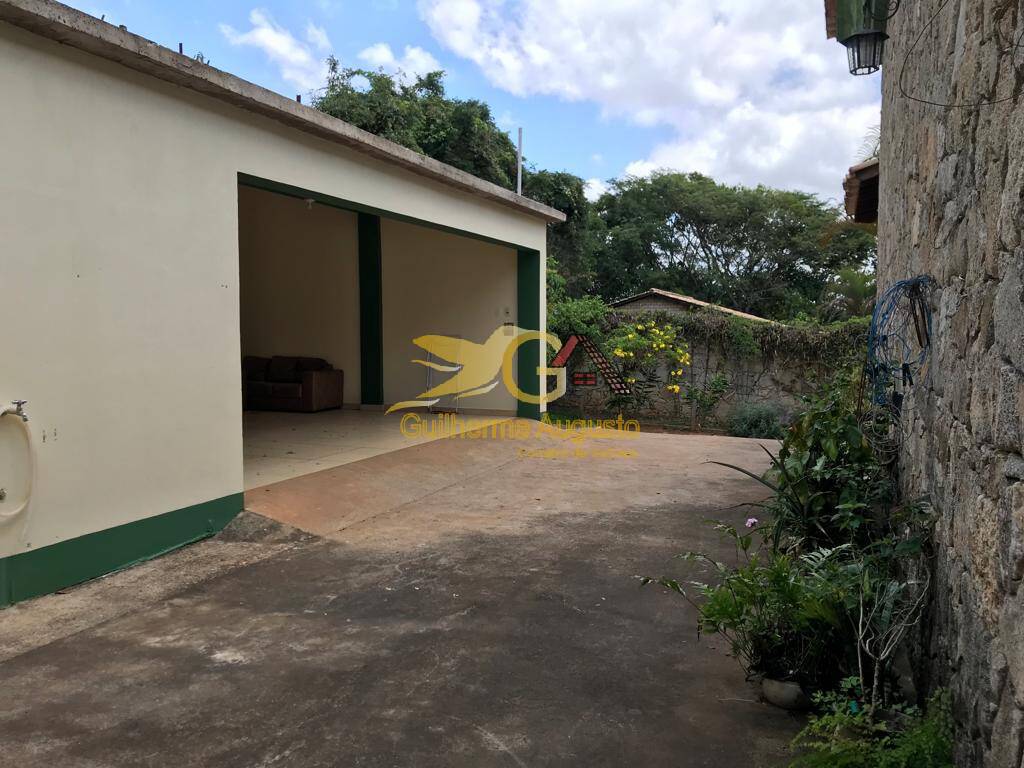 Casa à venda com 4 quartos, 1050m² - Foto 21