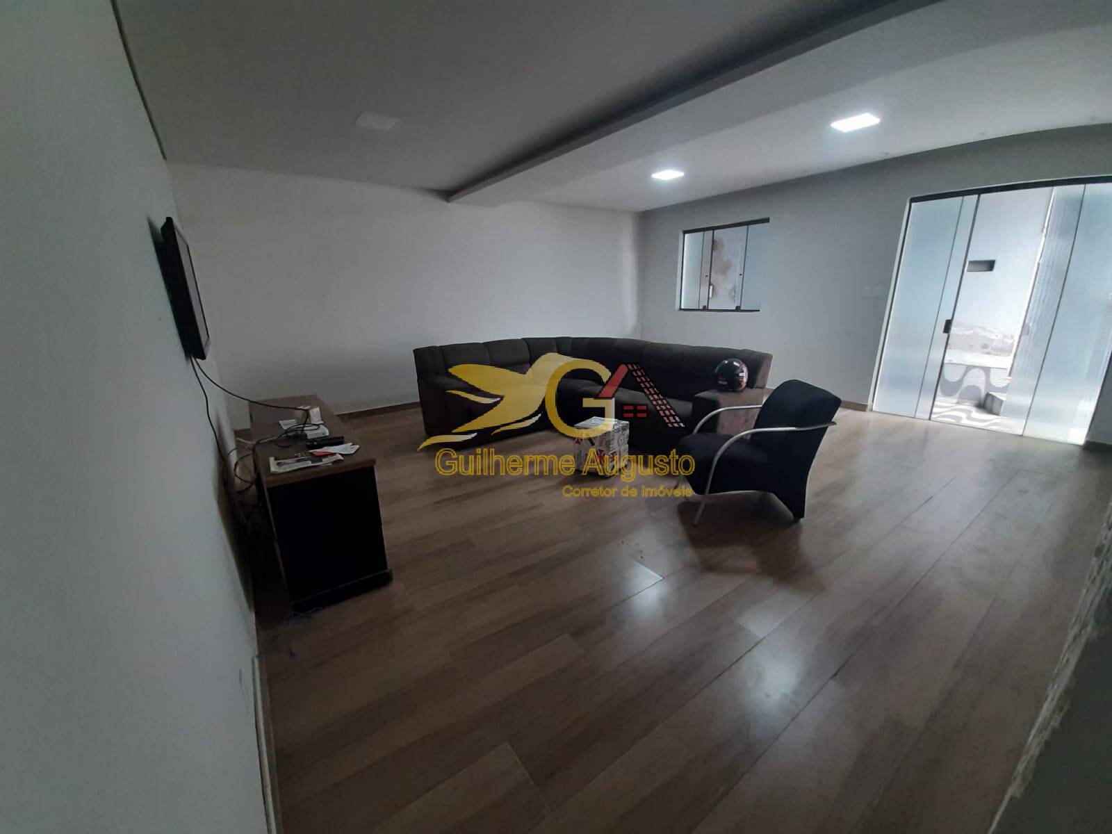 Casa à venda com 3 quartos, 300m² - Foto 4