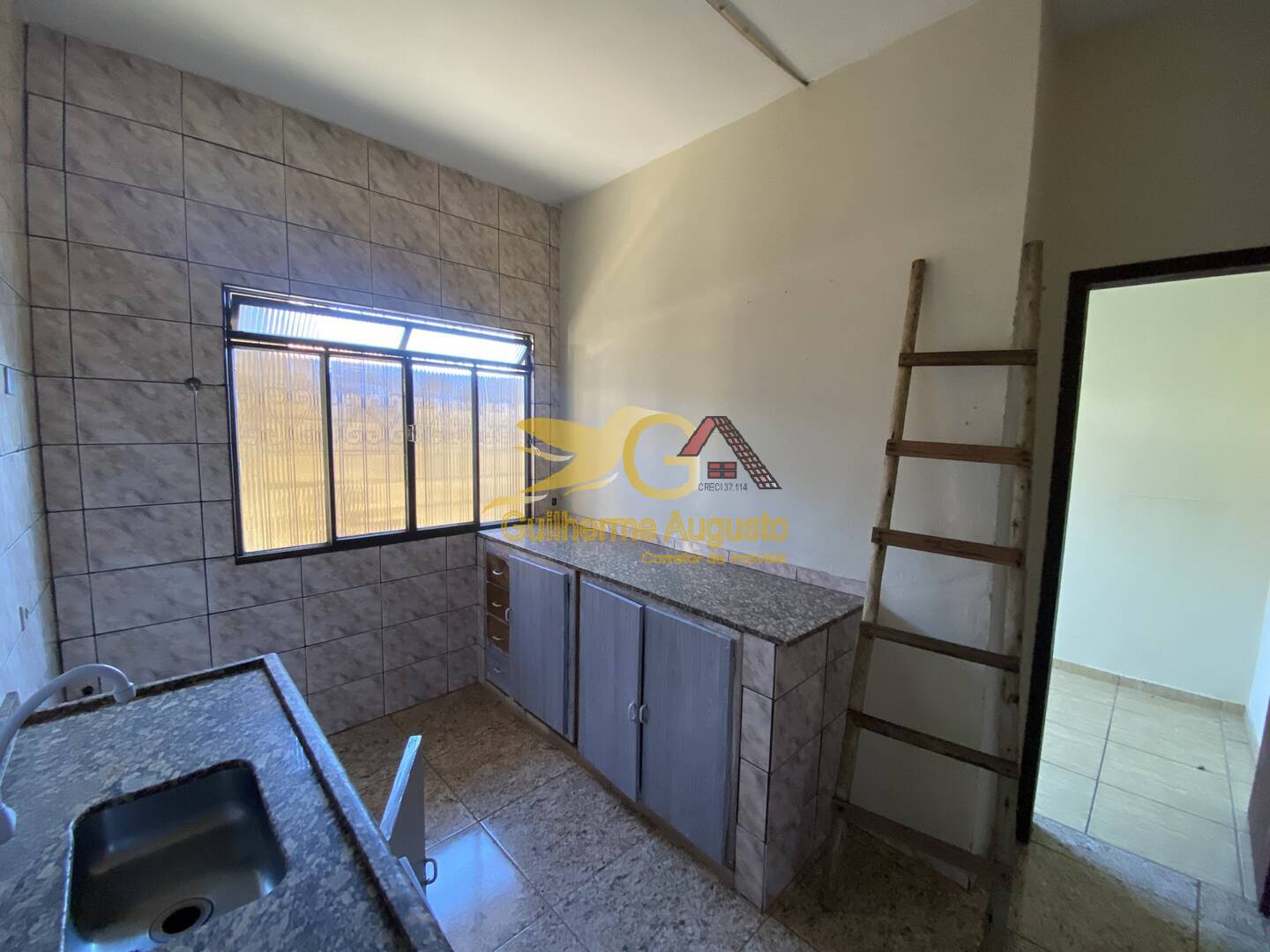 Casa à venda com 4 quartos, 125m² - Foto 14