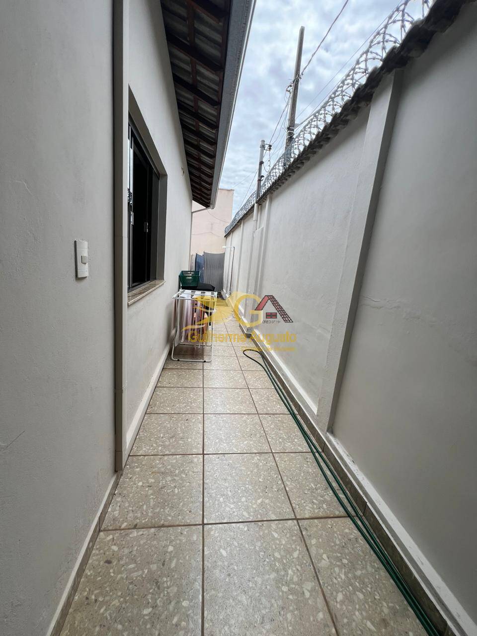 Casa à venda com 3 quartos, 295m² - Foto 4