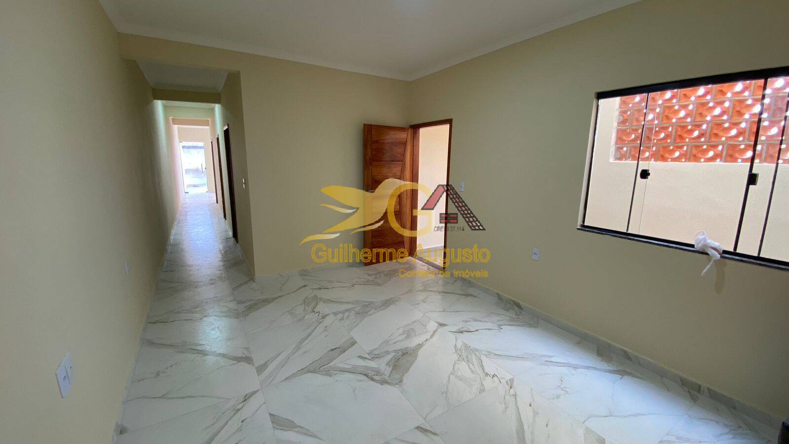 Casa à venda com 3 quartos, 154m² - Foto 2