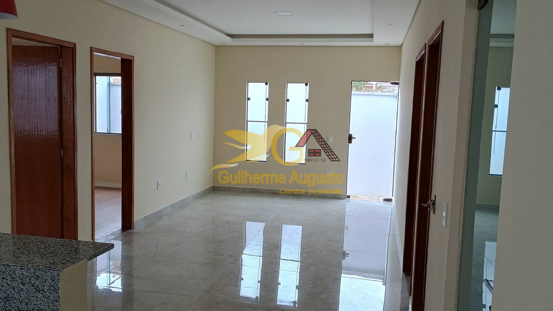 Casa à venda com 3 quartos, 138m² - Foto 4