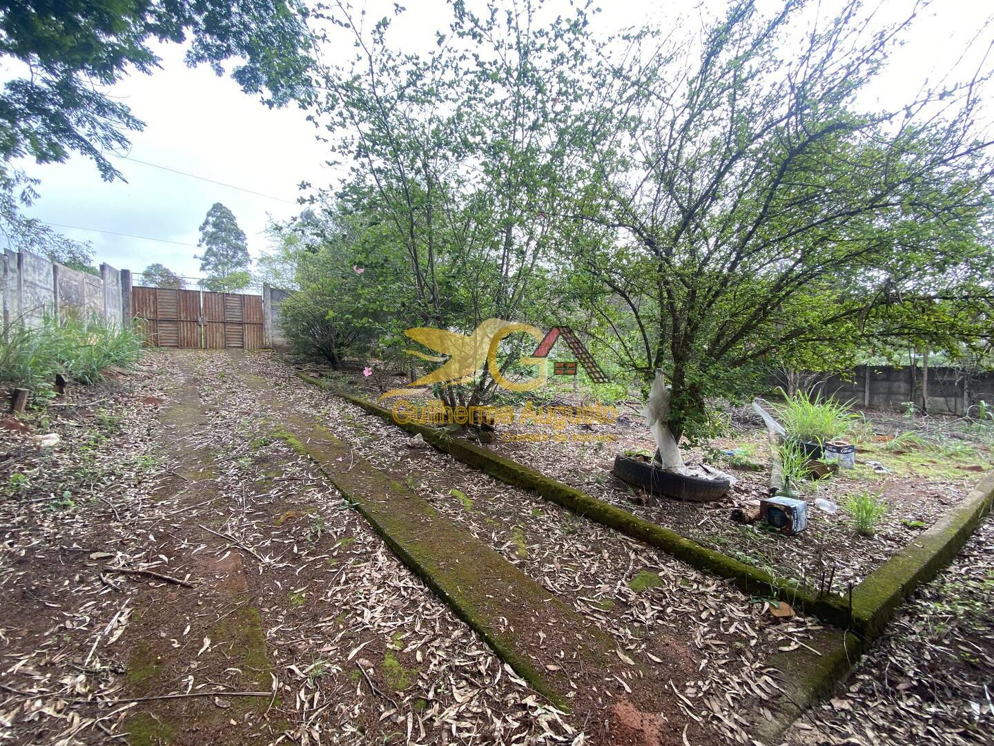 Fazenda para alugar com 3 quartos, 200m² - Foto 1