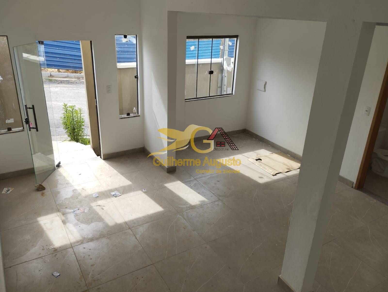 Casa à venda com 3 quartos, 95m² - Foto 4