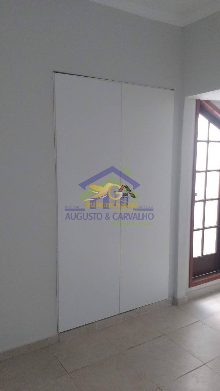 Casa à venda com 5 quartos, 300m² - Foto 15