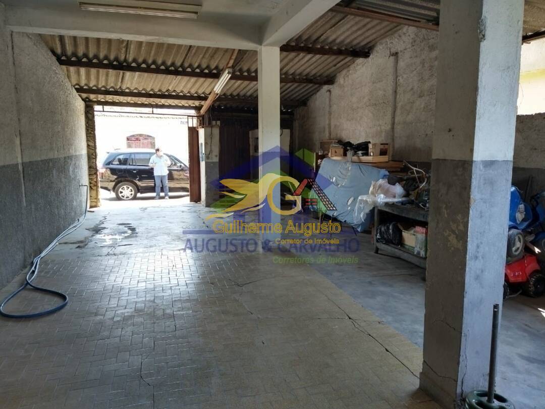 Casa à venda com 3 quartos, 500m² - Foto 32