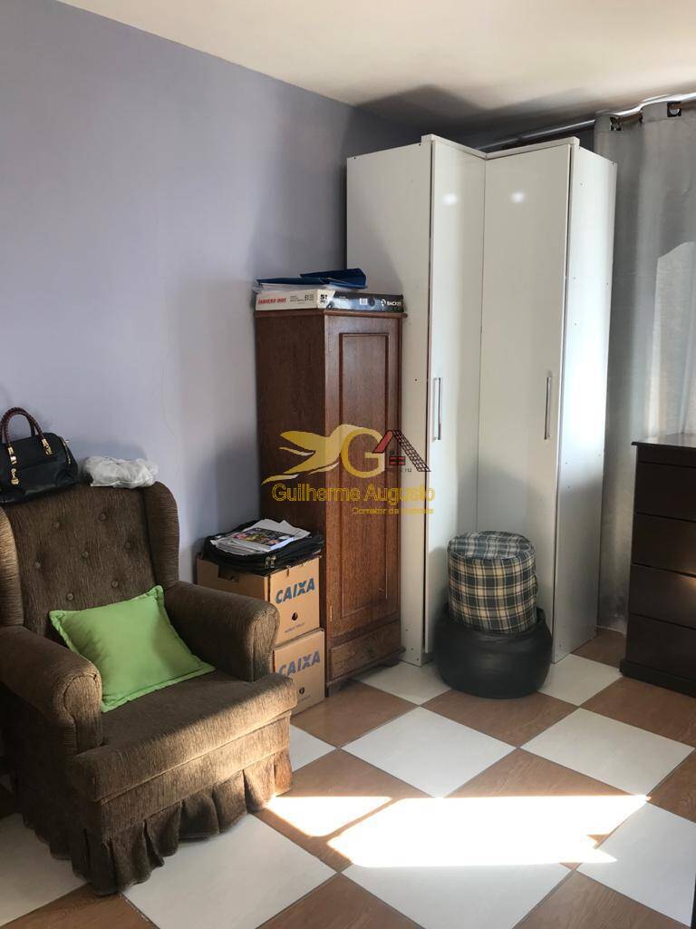 Casa à venda com 8 quartos, 300m² - Foto 56