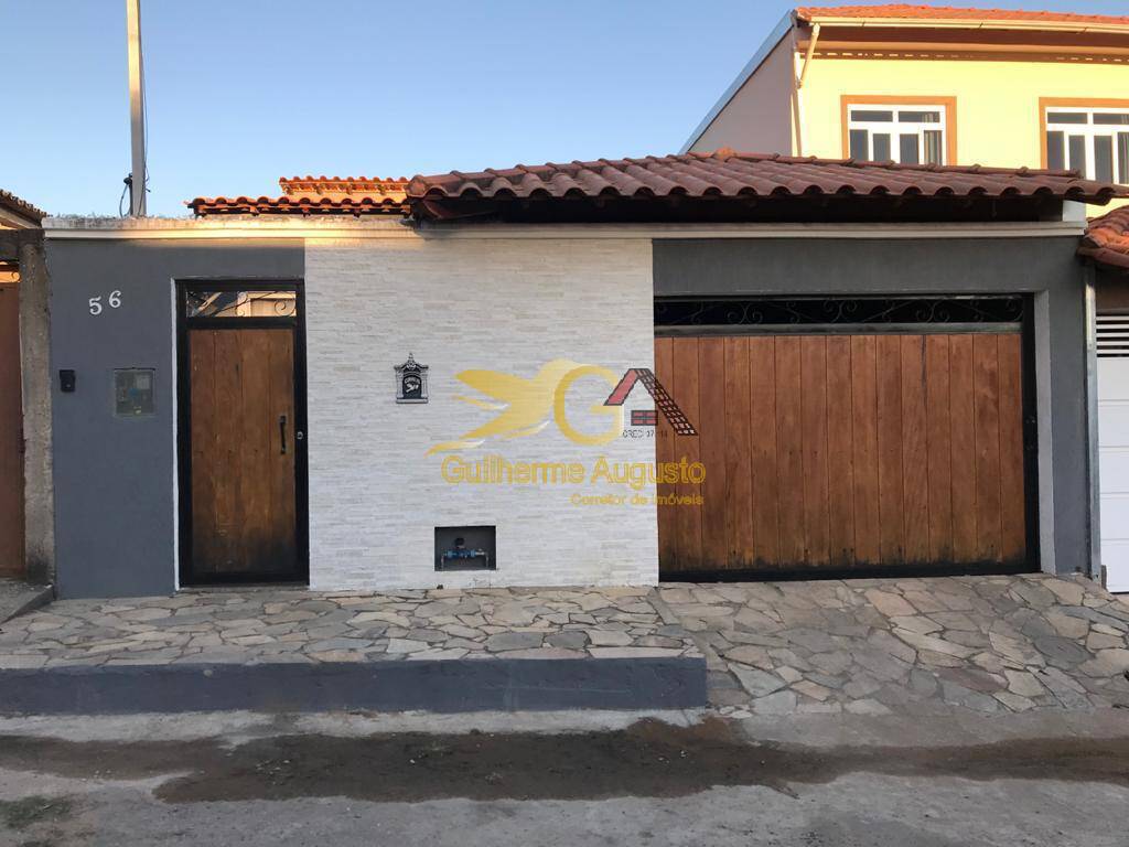 Casa à venda com 3 quartos, 170m² - Foto 1