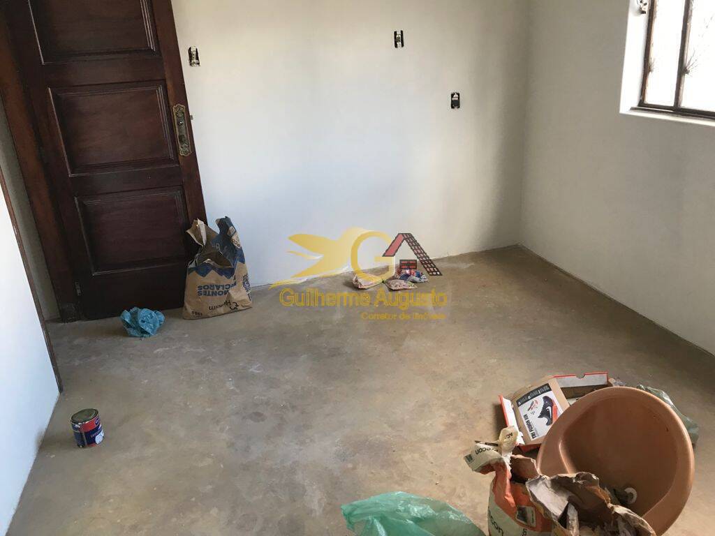 Casa à venda com 3 quartos, 117m² - Foto 14