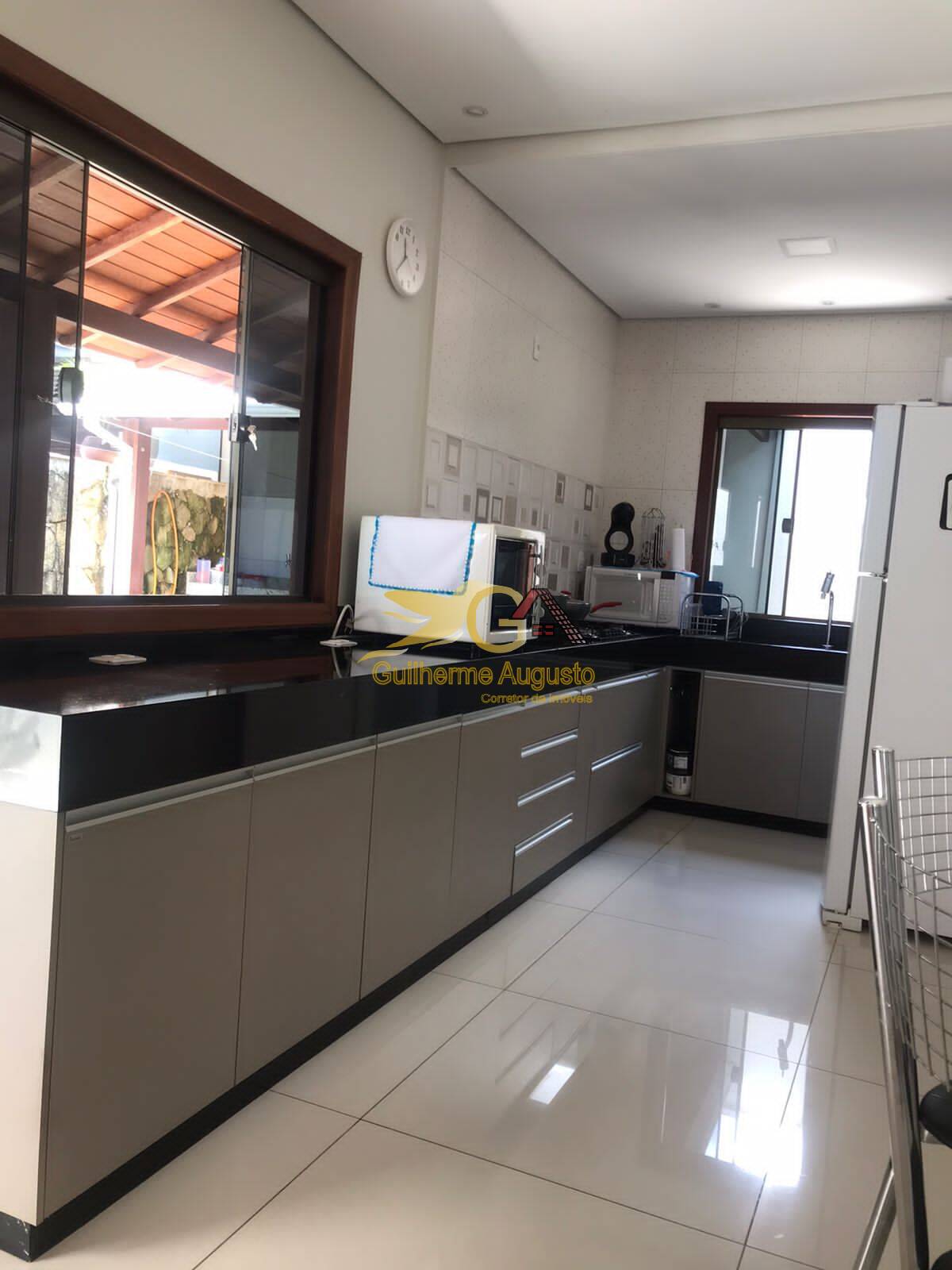 Casa à venda com 3 quartos, 261m² - Foto 35