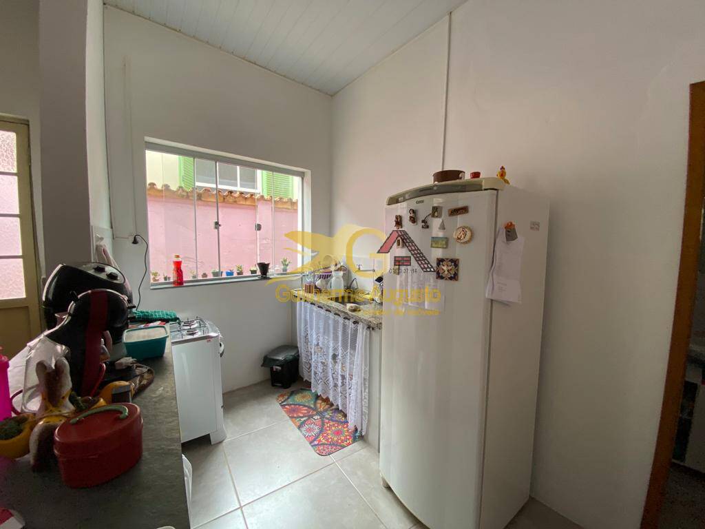 Casa à venda com 4 quartos, 600m² - Foto 8