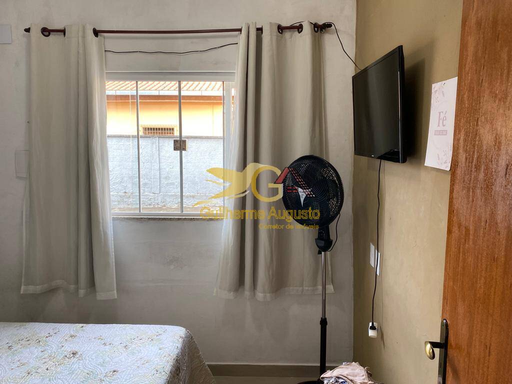 Casa à venda com 3 quartos, 85m² - Foto 4